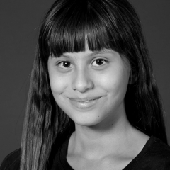 Elizabeth Gordon-Saker - Ensemble.jpg Elizabeth Gordon-Saker - Ensemble.jpg