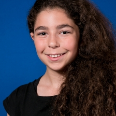 Mia Houridis - Ensemble.jpg Mia Houridis - Ensemble.jpg
