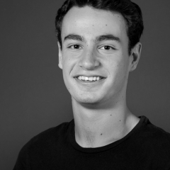 Dean Gild - Drake.jpg Dean Gild - Drake.jpg