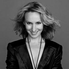 Lisa McCune Lisa McCune